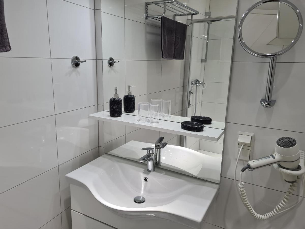 Ferienwohnung Akay Langenlonsheim المظهر الخارجي الصورة